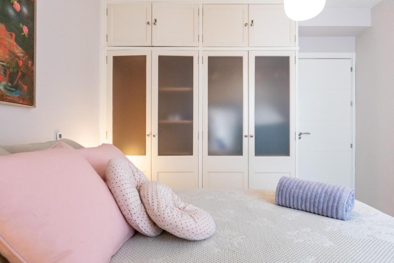 Apartamento Desde El Cielo De Triana Apartment Seville Luaran gambar