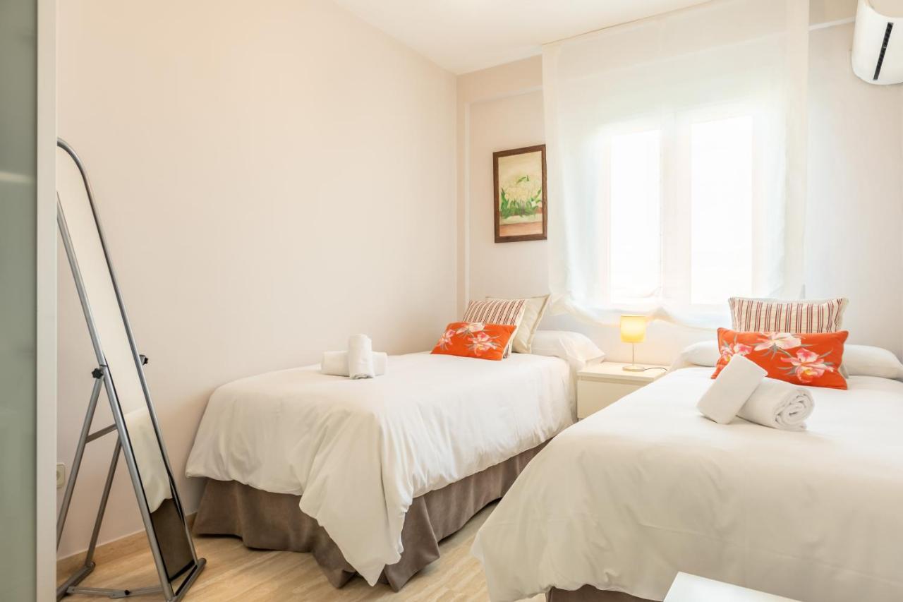Apartamento Desde El Cielo De Triana Apartment Seville Luaran gambar