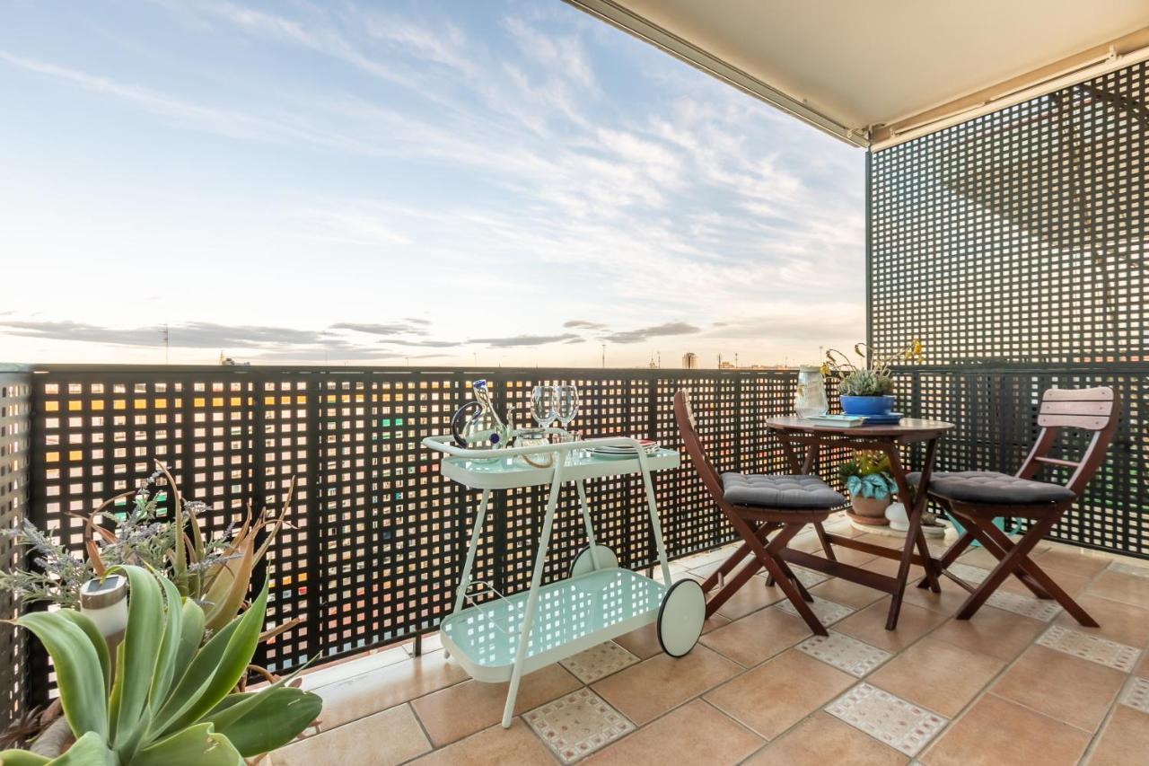 Apartamento Desde El Cielo De Triana Apartment Seville Luaran gambar