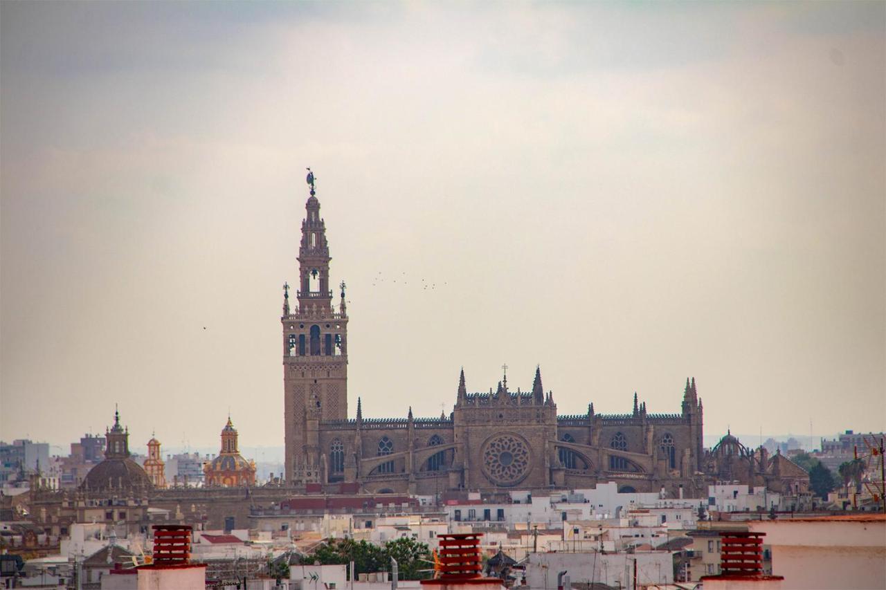 Apartamento Desde El Cielo De Triana Apartment Seville Luaran gambar